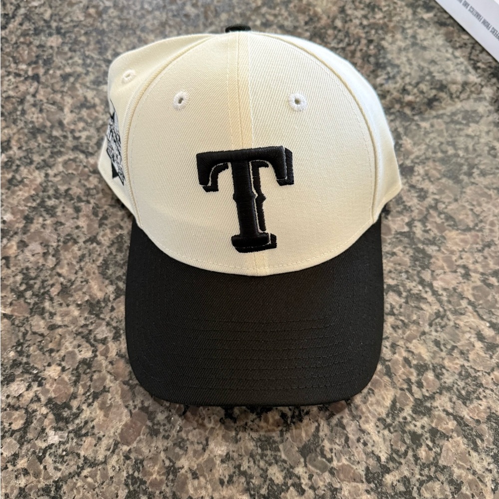 Classic Black and White Baseball Cap